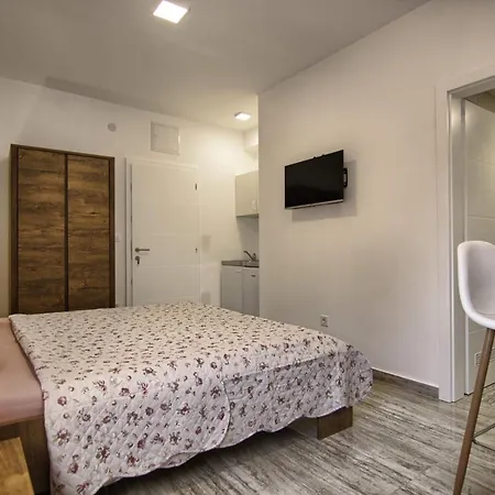 Rooms Dragica Pakostane Exterior photo