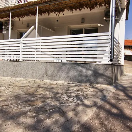 Rooms Dragica Pakostane Exterior photo