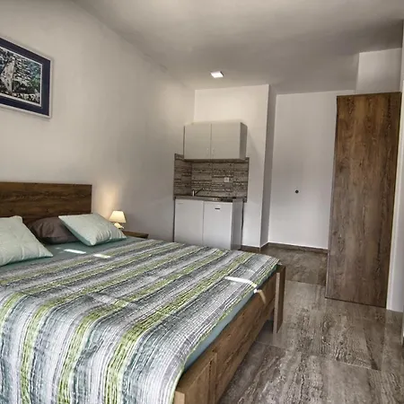 Rooms Dragica Pakostane Exterior photo